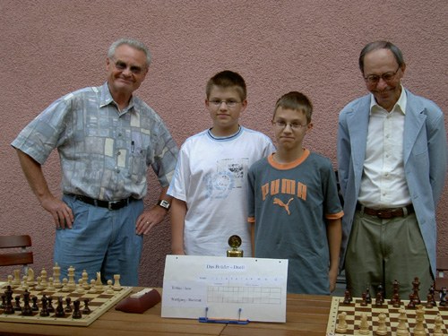 Die Spieler des Brüder-Duells