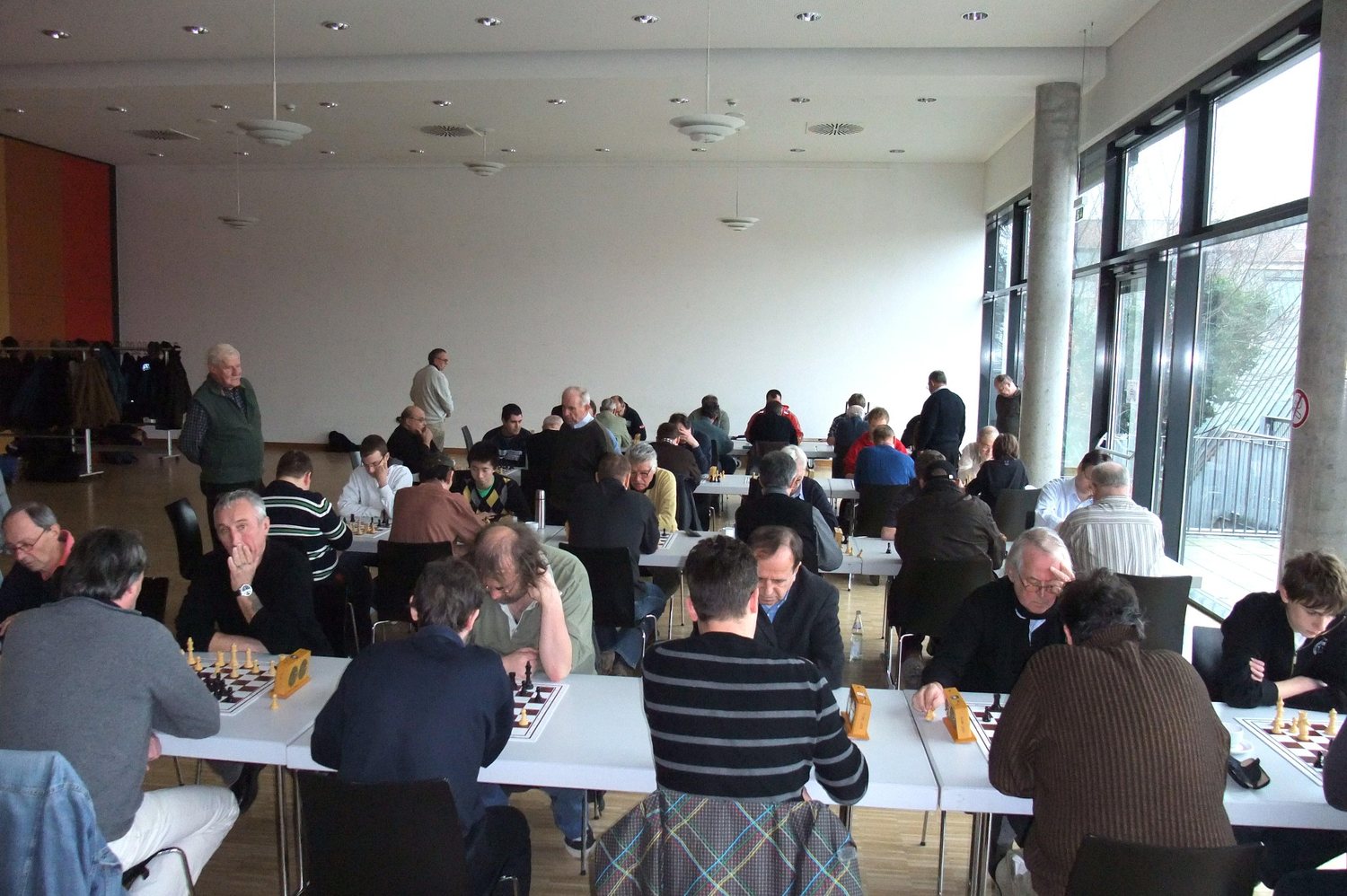 Blick in den Turniersaal beim Neujahrsblitz 2010