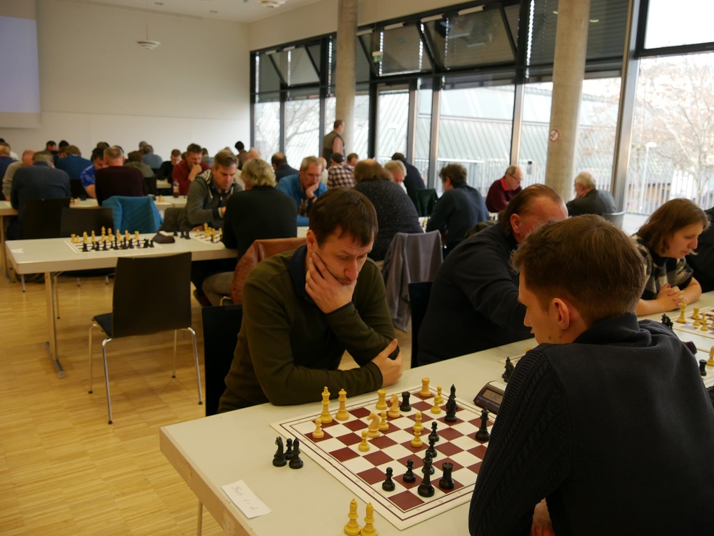 IM Jonas Rosner an Brett 1