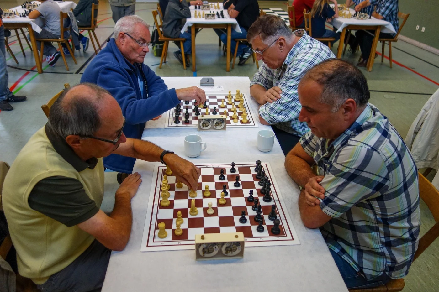 Top-Spiel: Brüder Schmid gegen Brüder Wolf