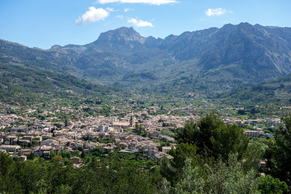 mallorca-zug-nach-soller.jpg